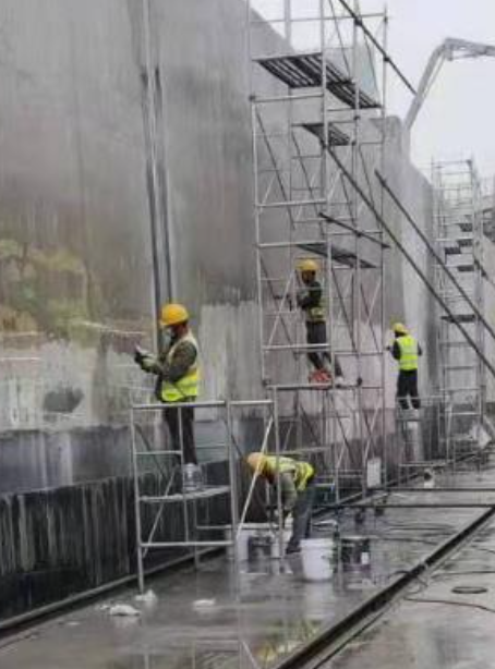 大足球场翻新地面是一个涉及